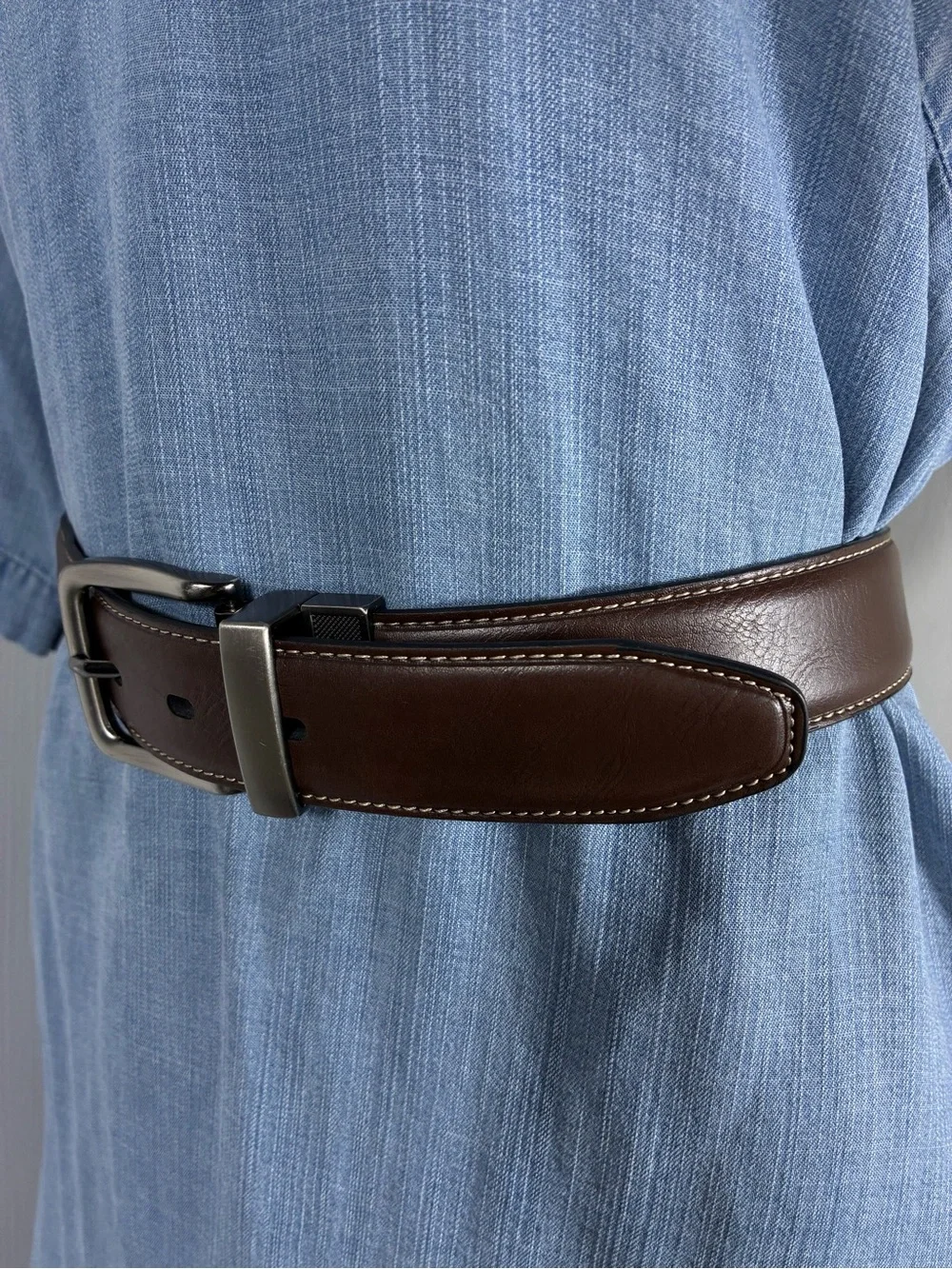 Dockers reversible mens belt sz 38-40 black/brown  Brushed Silver Buckle